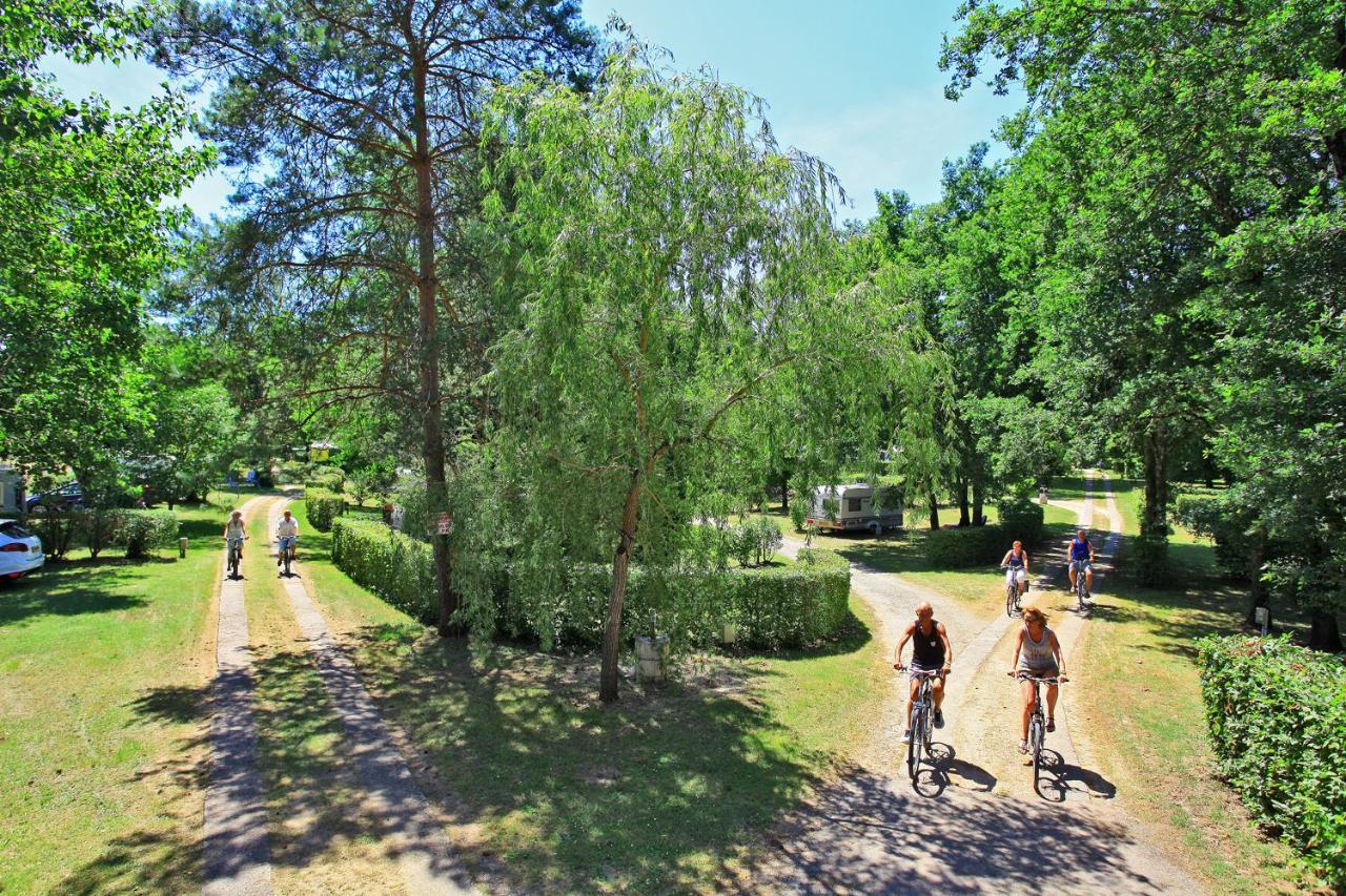Le Plein Air Des Bories Carsac-Aillac Exterior foto